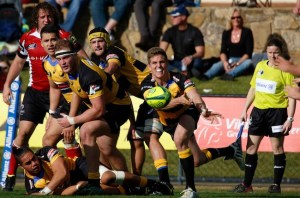 Justin Turner spiralling the ball from a ruck for Perth Spirit. Photo by AJF Photography